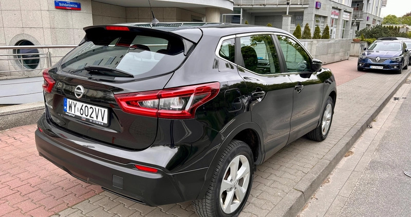 Nissan Qashqai cena 64993 przebieg: 126600, rok produkcji 2019 z Warszawa małe 46